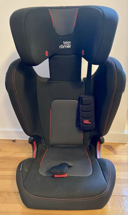 Romer Kidfix III S fotelik samochodowy 15-36kg isofix