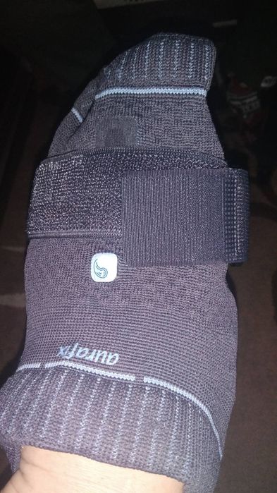 Локтевой фиксатор новый