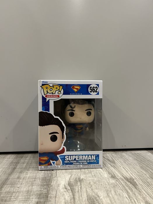 Superman 562 pop heroes funko