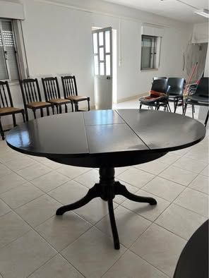 Mesa de madeira..
