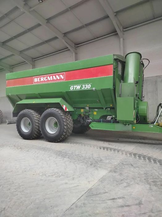 Bergmann GTW 330  Przyczepa pracowała tylko z pszenicą i rzepakiem, garażowana, FV