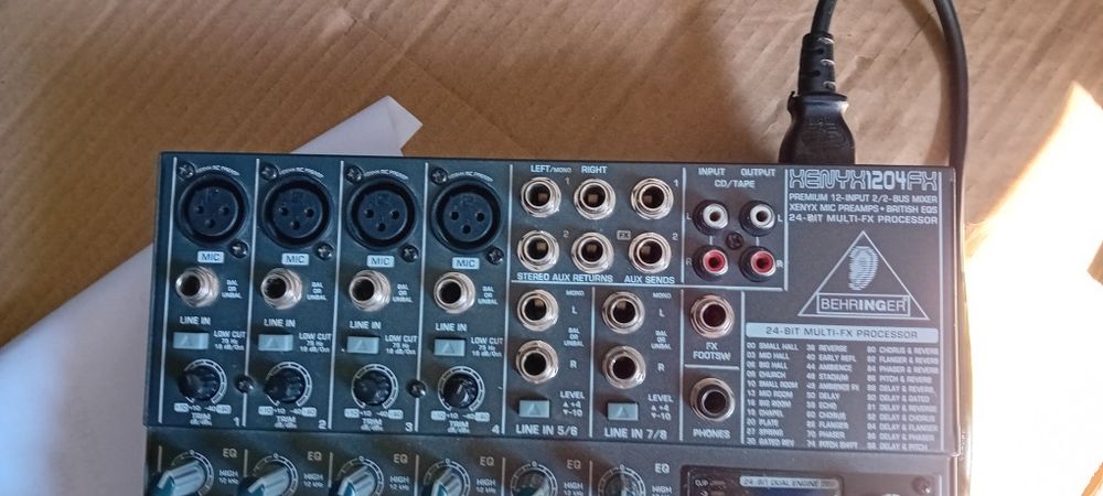 Vendo Mesa beringer