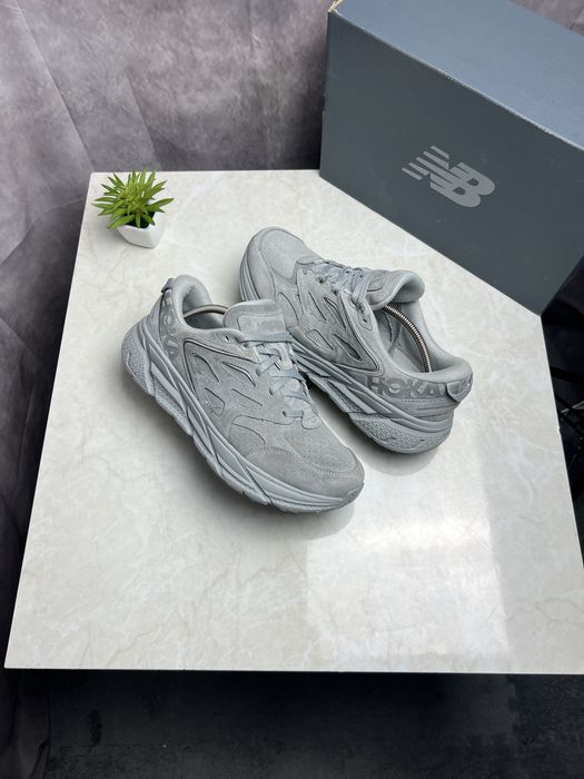 Кроссовки Hoka Clifton Suede замшеві Розмір 45 Original Взуття