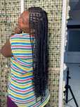 Tranças africanas de qualidade e aplicação de cabelo/tissagem