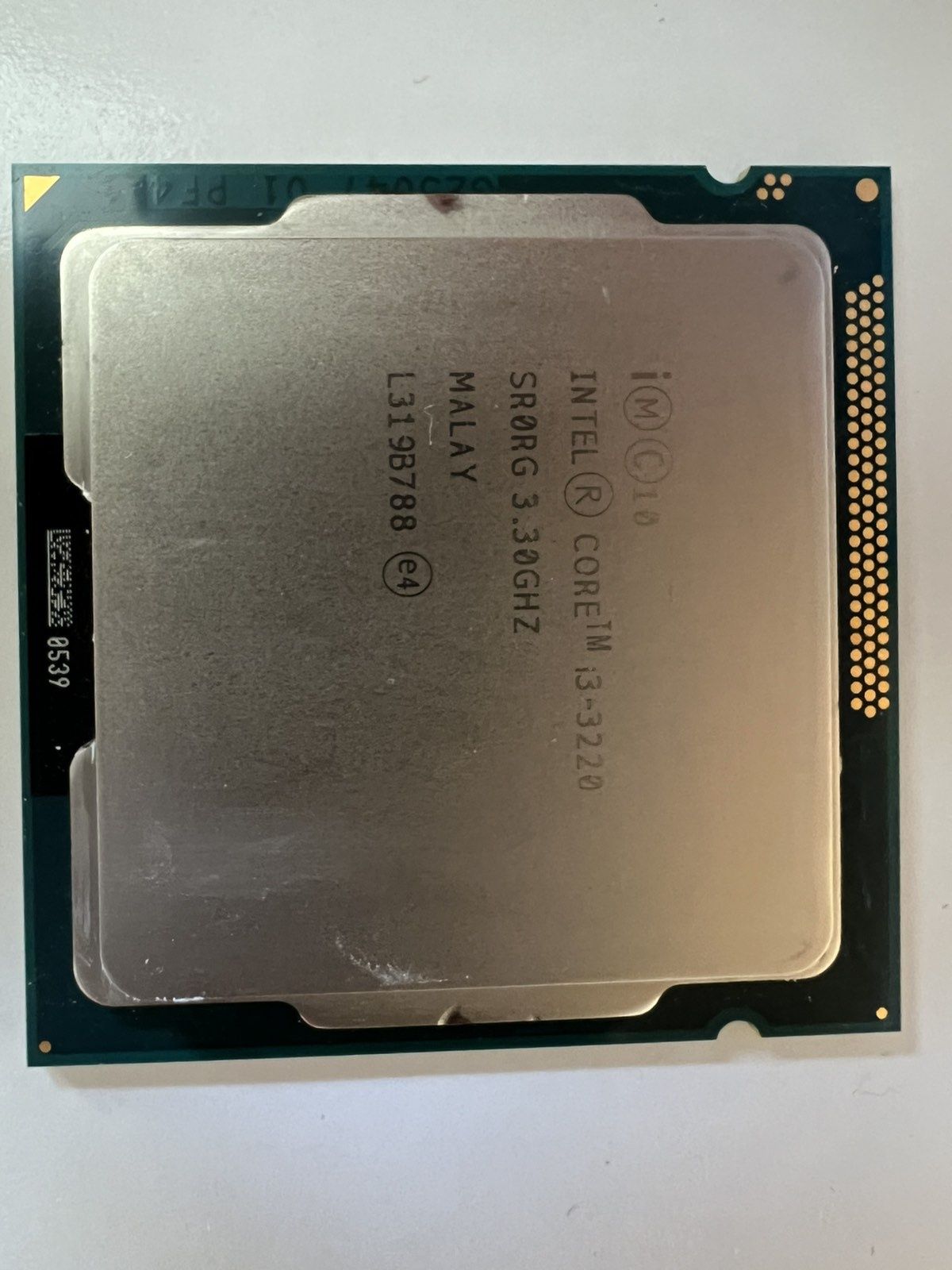 Процесор Intel core I3-3220 3.3Ghz