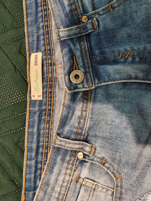 CROPP krótkie spodenki 38 / M