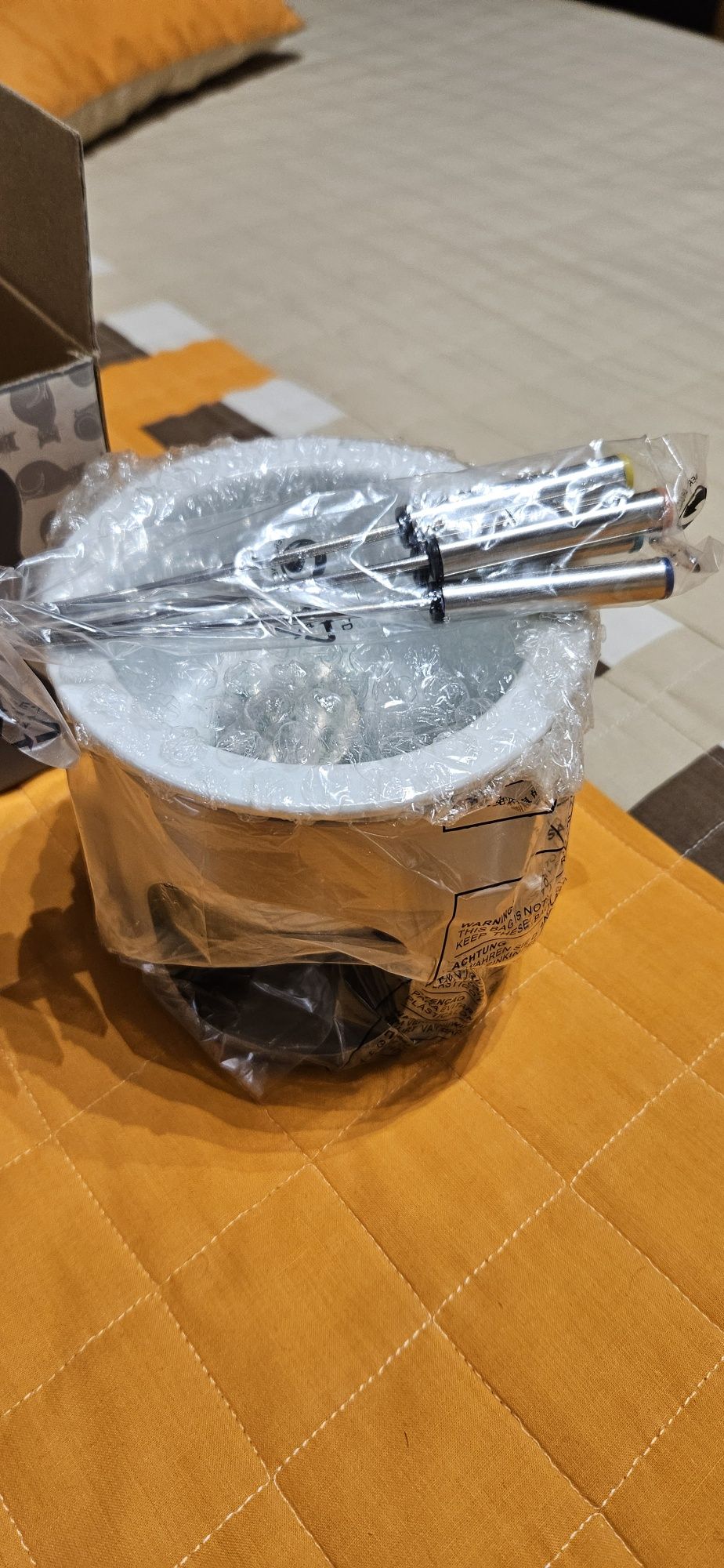 Fondue de frutas e chocolate
