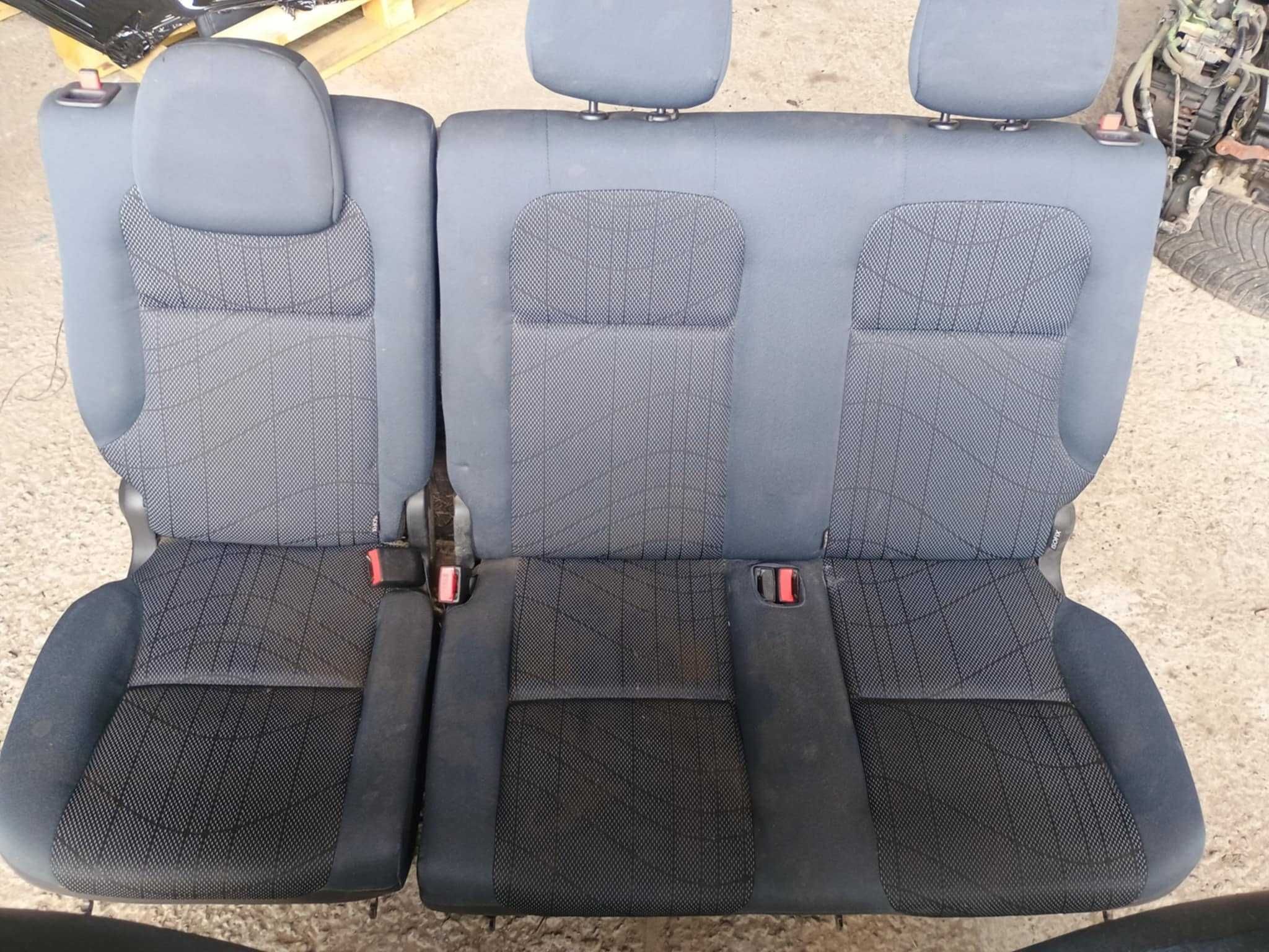 Fotele Siedzenia Komplet Berlingo II Partner II