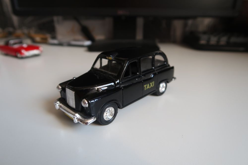 Stare orginalne modele samochodzików WELLY