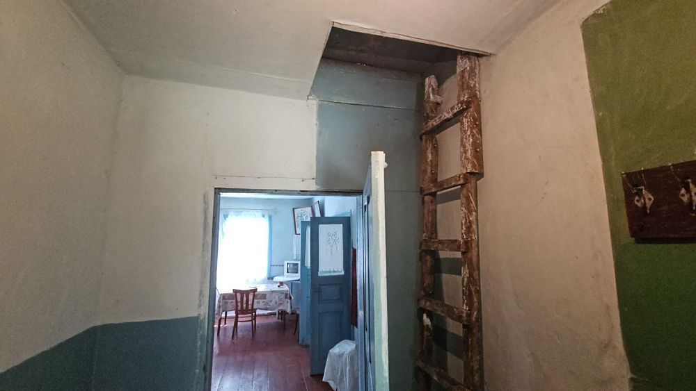 село Черевки, є газ, криниця, світло. Є ВІДЕООГЛЯД