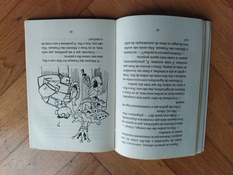 Livro "O Ovo de Mamute"