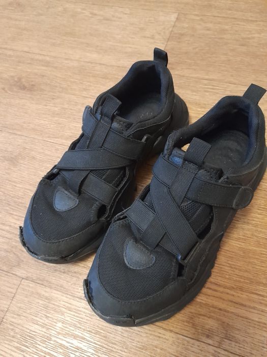 Кросівки 35р Зара ,в гарному стані