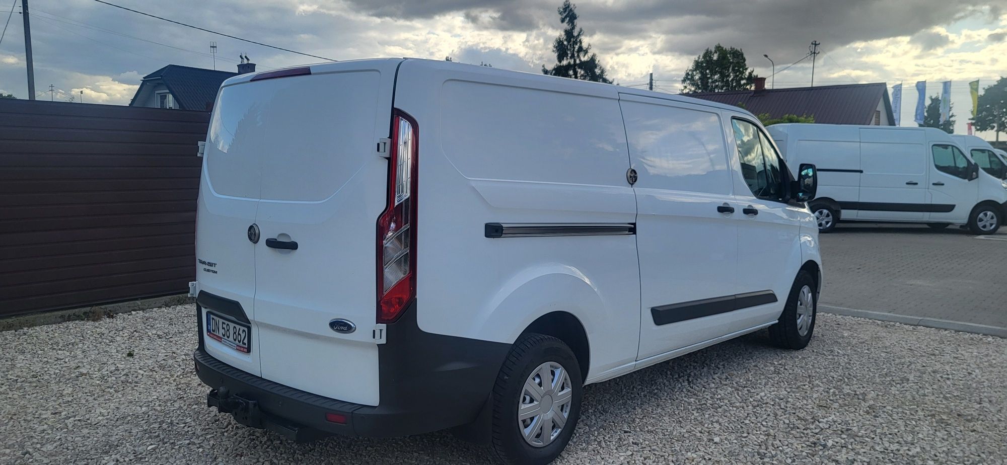 Ford Transit Custom 2.0 Tdci 2016 Rok L2H1 Long Klima Servis Agregat