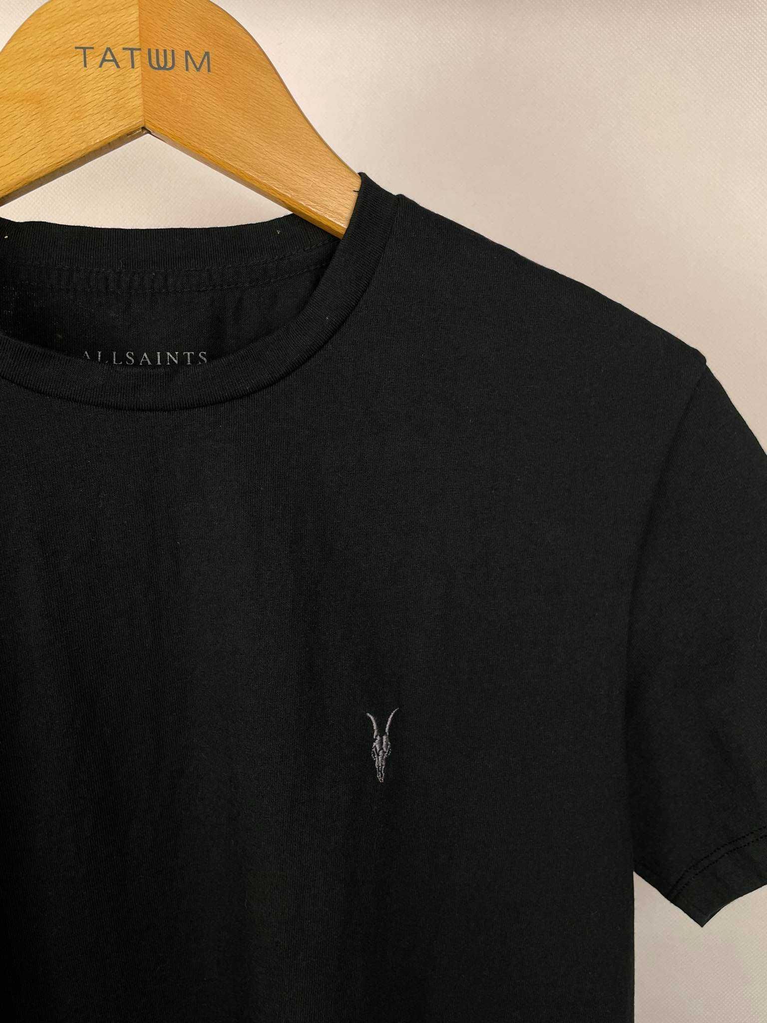 T-shirt AllSaints XS czarny gładki