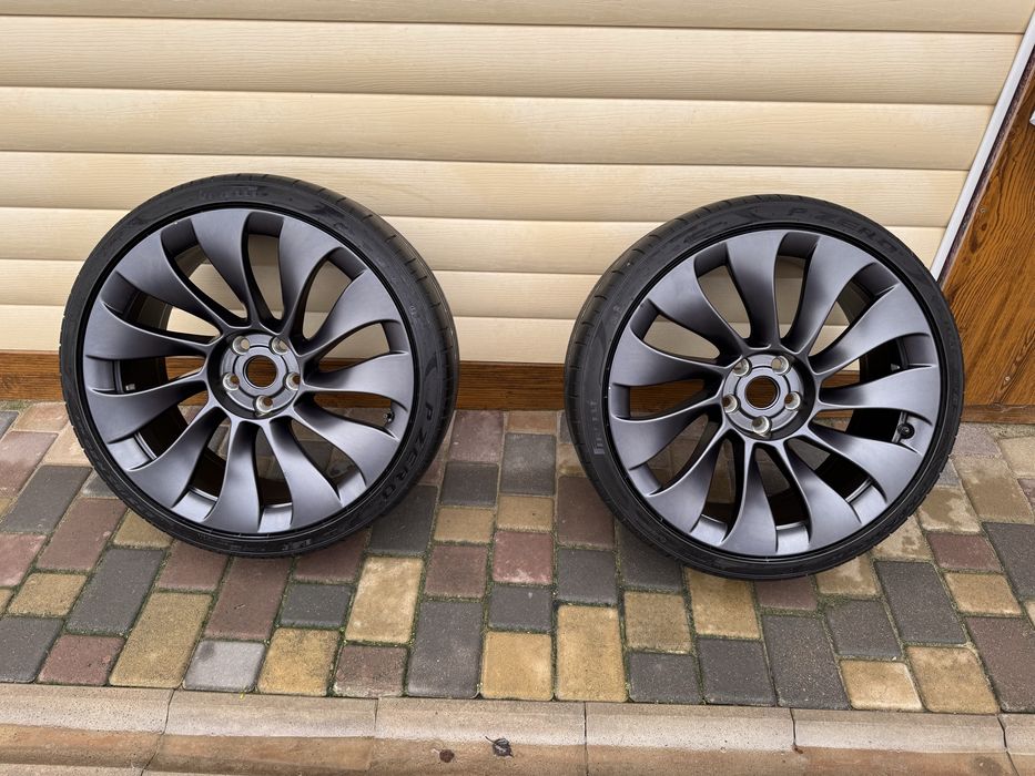Продам 2 пари дисків Tesla 235/35 r20— літні та зимові