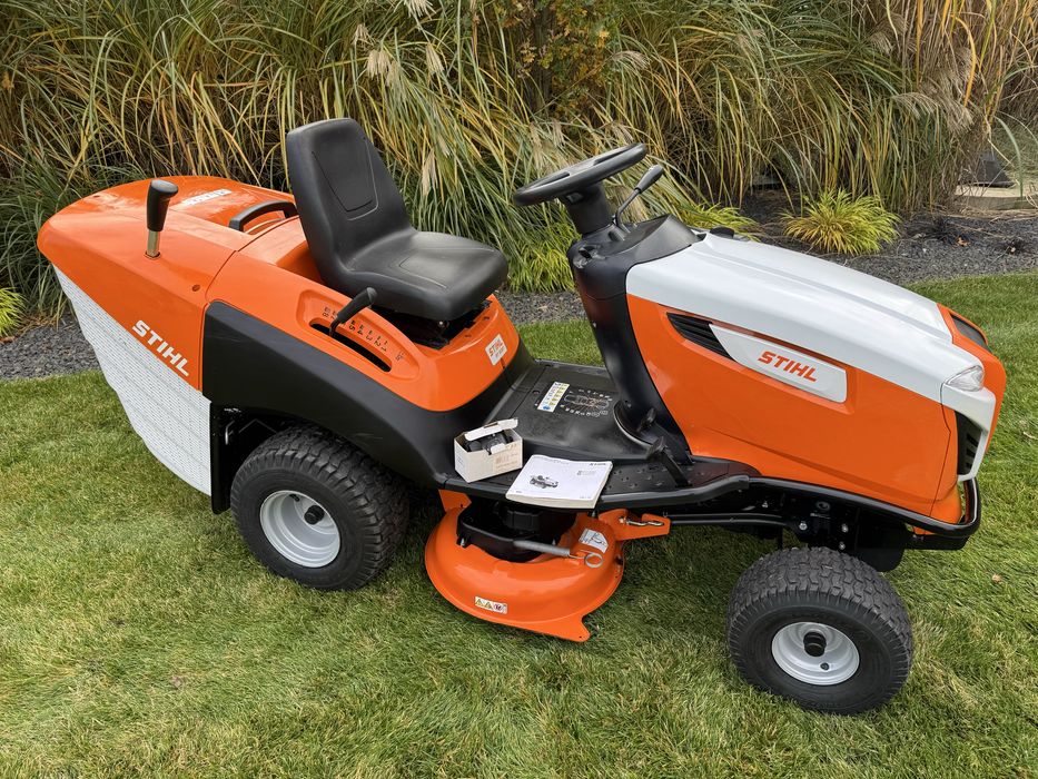 Traktorek kosiarka STIHL RT 5097 - rok 2021 - LED - SUPER STAN