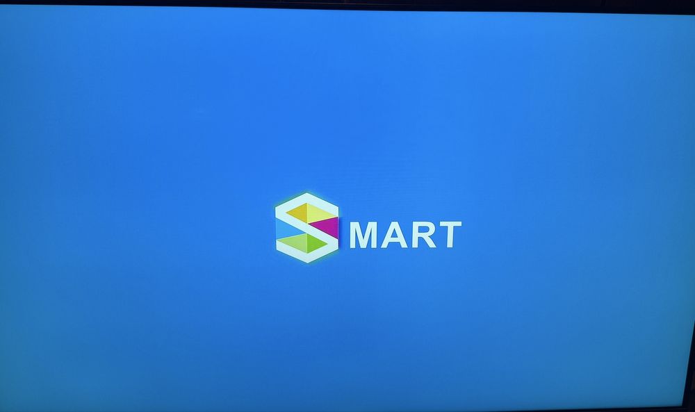 Телевізор Bravis 55 дюймів. SmartTV. Самовивіз
