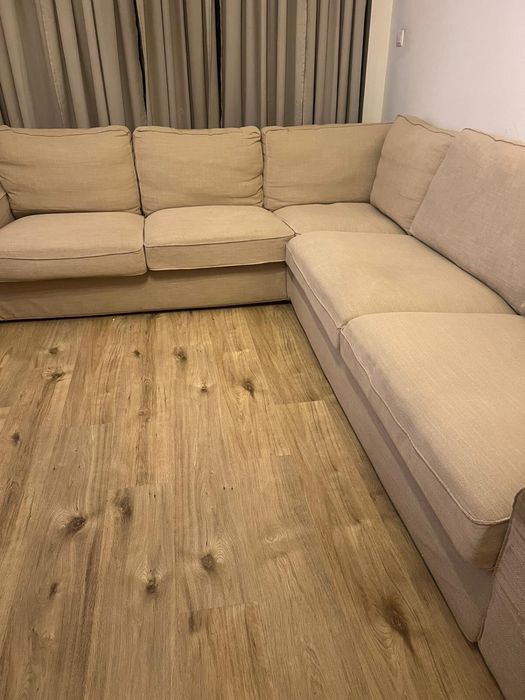 Sofá Creme em L com 5 lugares