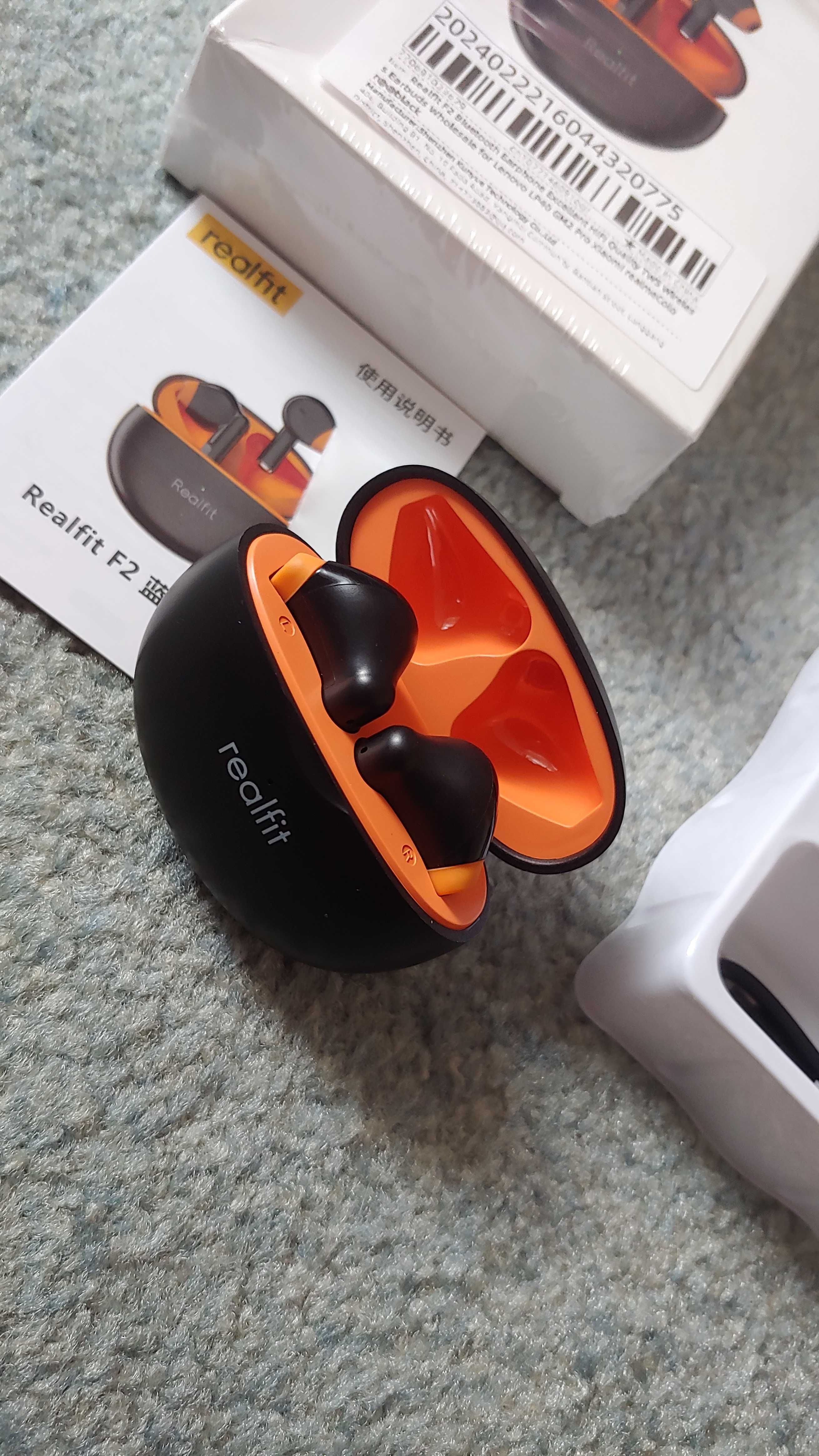 Наушники REALFIT F2 Bluetooth 5.3 вкладыши Шикарный звук Сенсор новые