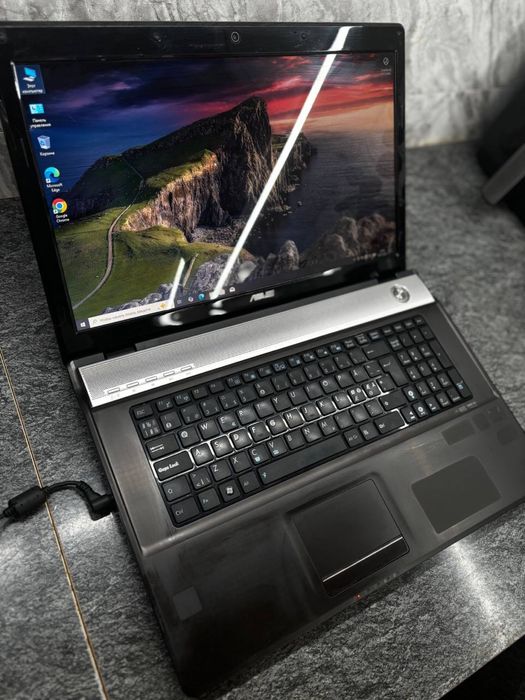 Игровой ноутбук ASUS N71JQ i7 8GB SSD