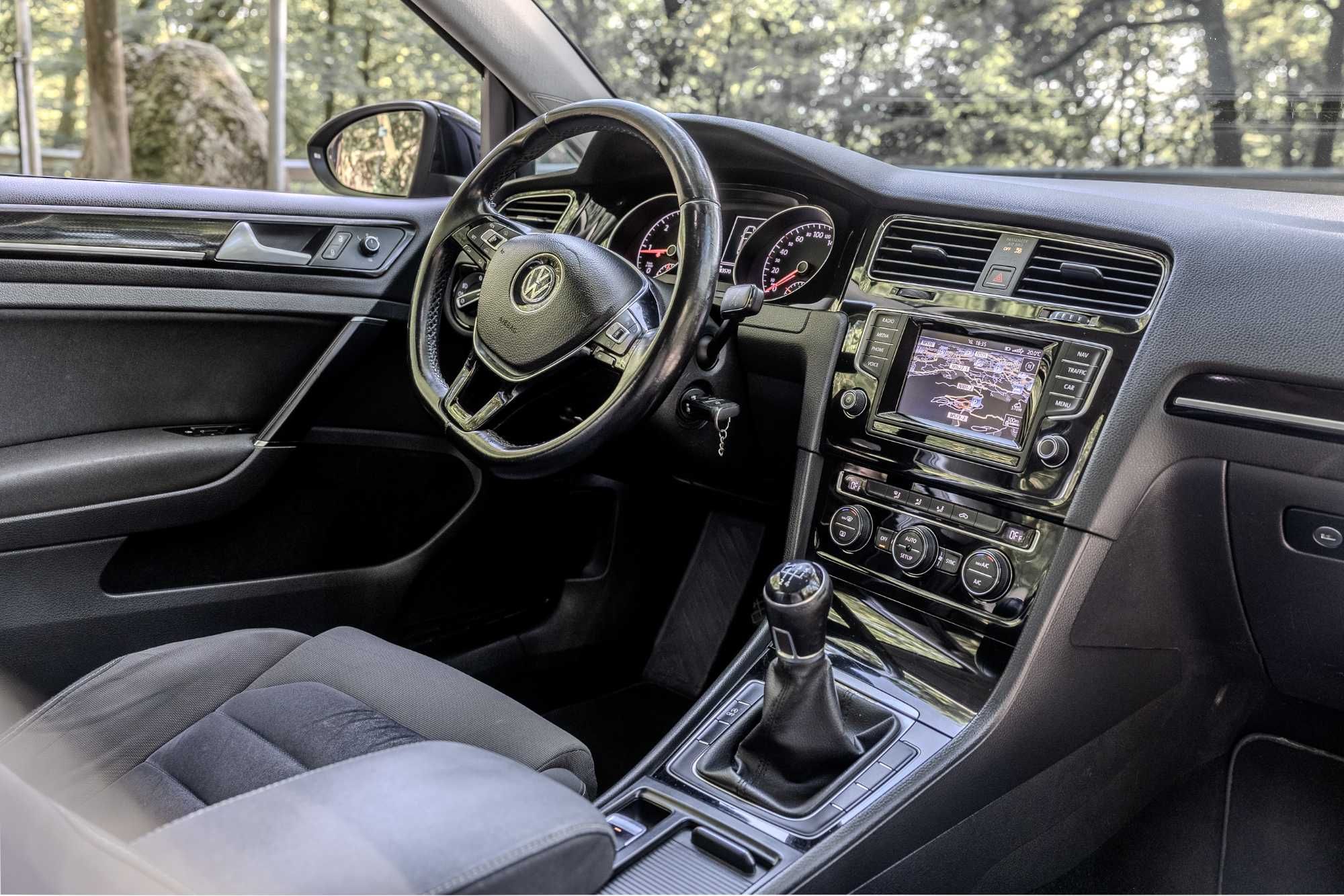 Volkswagen Golf 7 CARAT 1.6 TDI (105cv)