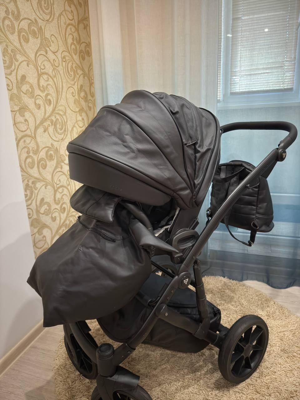 Продам коляску Junama space eco