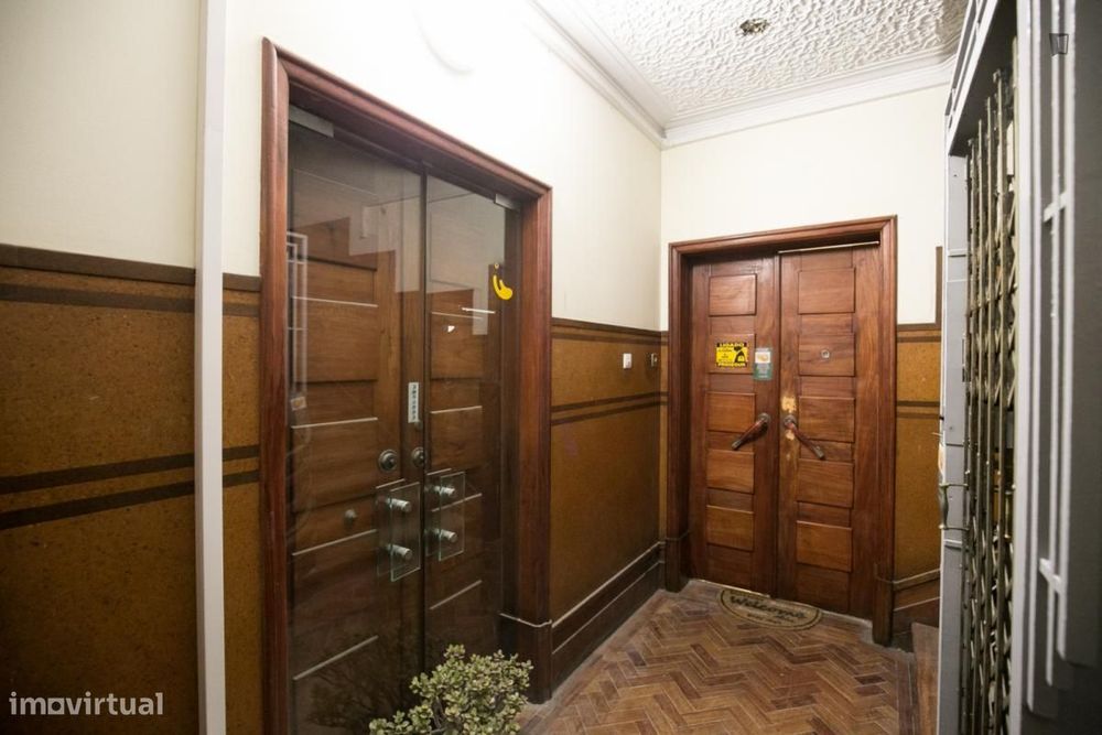 Quarto - localizado em Saldanha Lisbon