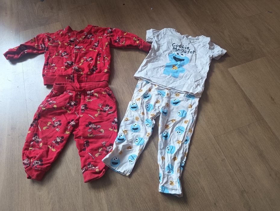 Zestaw ciuchów 80/86