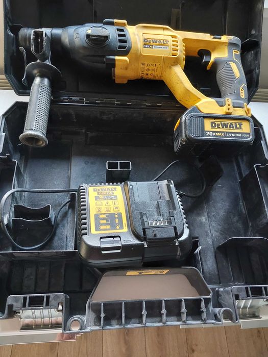 Młotowiertarka Dewalt 18v