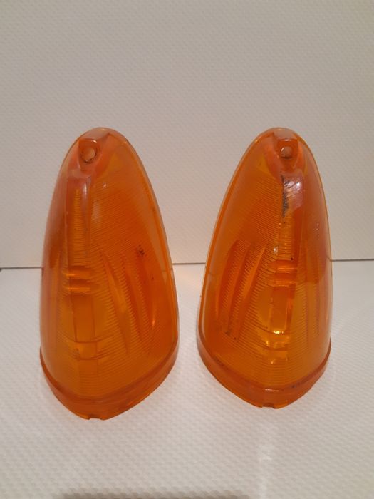 Стекло заднего фонаря поворотов  "Москвич 407-403"