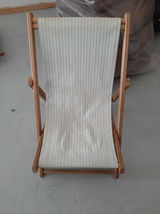 Espreguiçadeira pequena