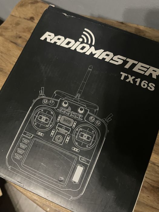 RadioMaster TX16 бу