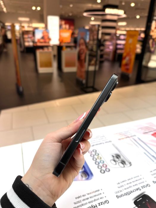 iPhone 16 Pro 256 GB Black Titanium | Jak nowy!