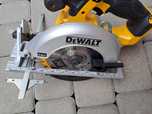 DeWalt pilarka najazdiwa 18v seria XR