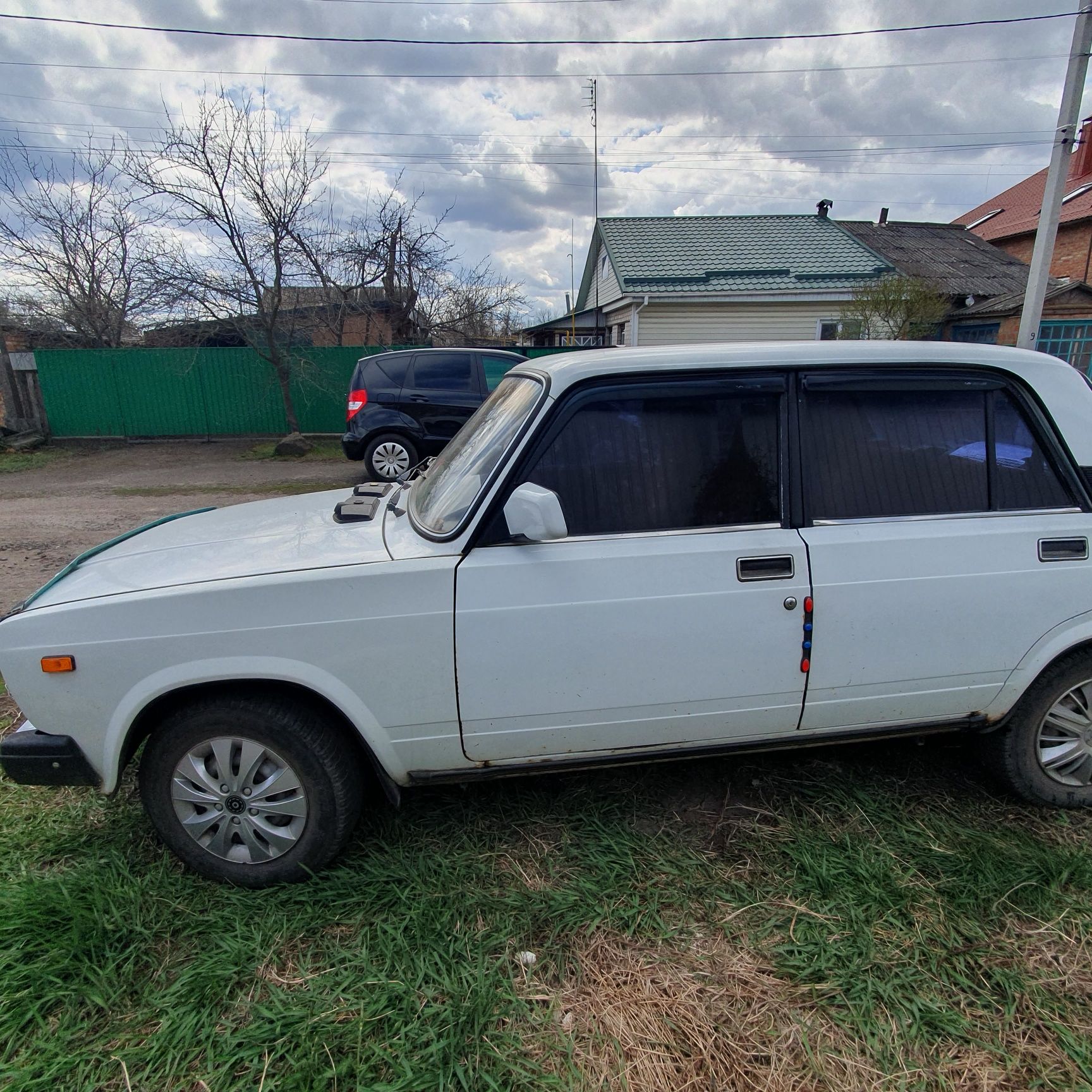 Автомобіль ВАЗ 2107