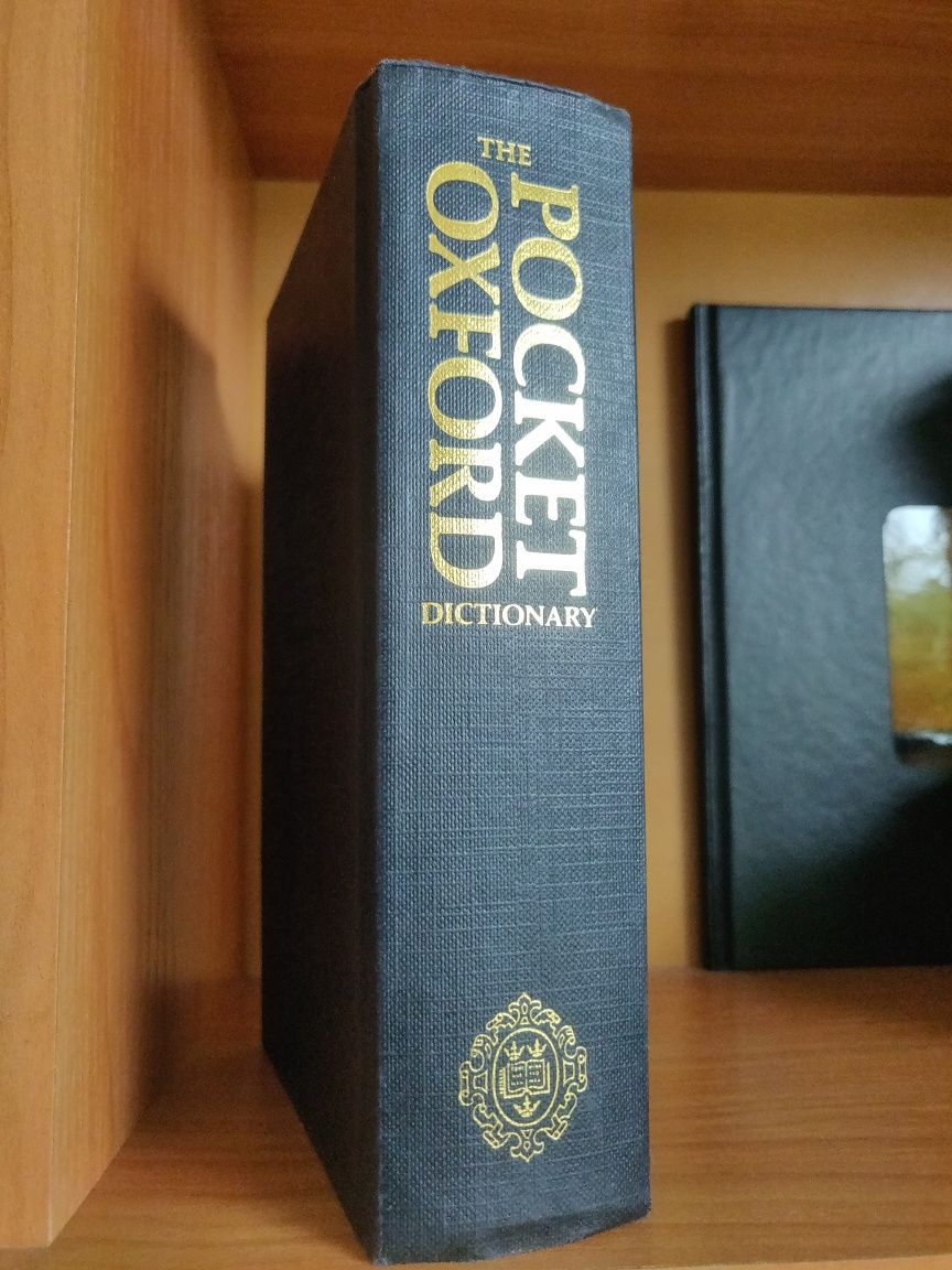 The Pocket Oxford Dictionary wyd.VII 1990 r.