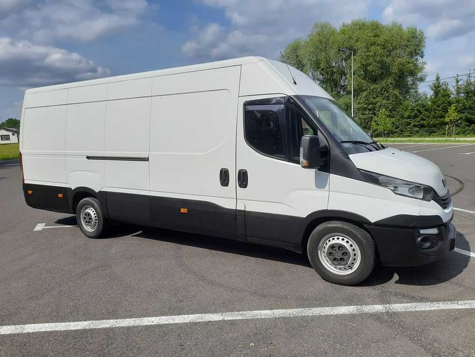 Samochód dostawczy IVECO DAILY 35S14 MAX 2018r Hak Klima