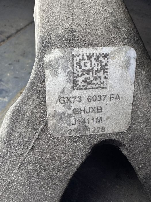 Кронштейн двигуна (2 шт) Jaguar XF