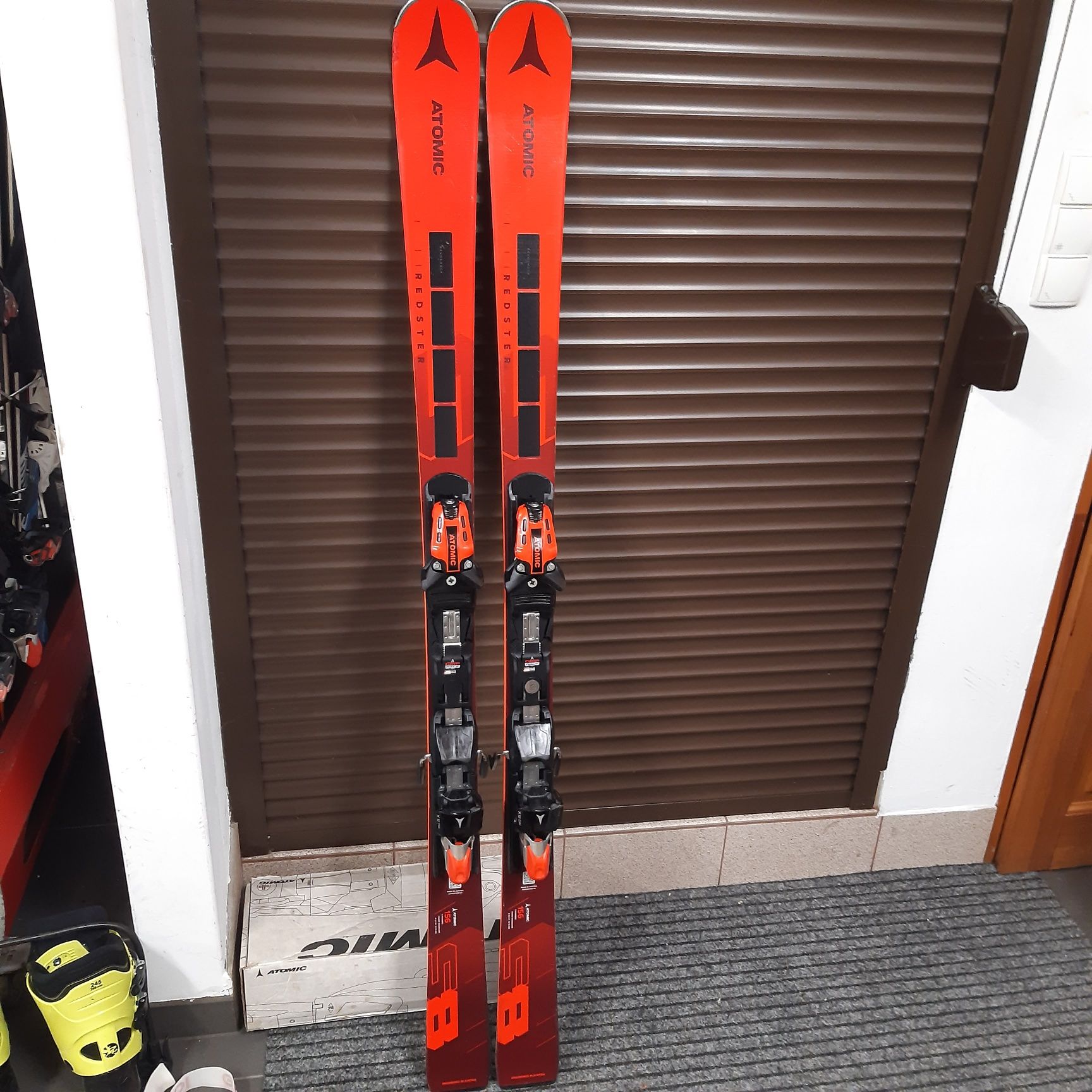 narty Atomic redster S8 156cm,Revoshock
