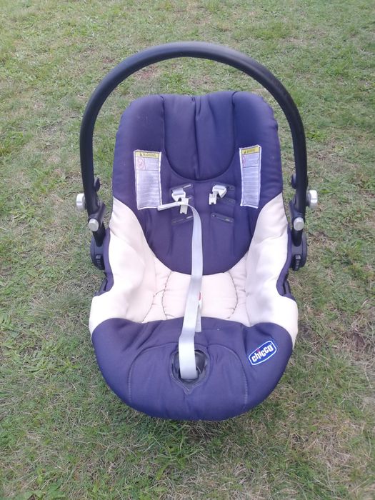Fotelik samochodowy marki Chicco 0-13 kg