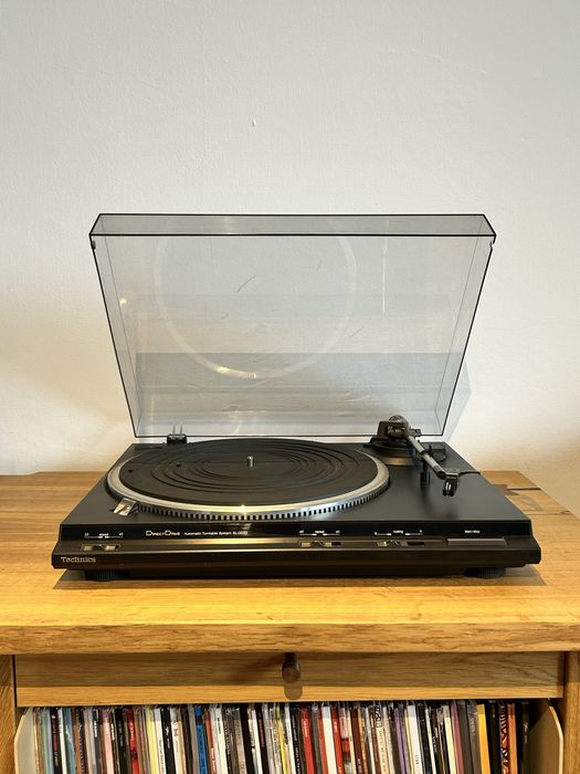 Gramofon Technics SL-DD33
