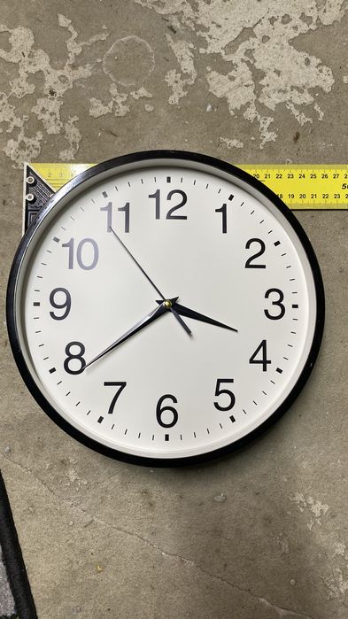 Годинники настінні