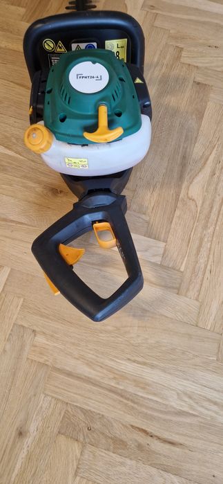 Nożyce spalinowe do żywopłotu