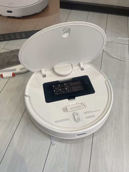 Робот-пылесос XIAOMI