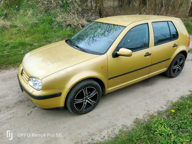 Volkswagen Golf 1.6 SR Klima Alufelgi Hak 5 Drzwi