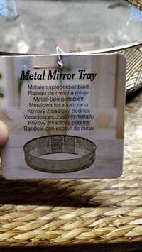 Metalowa taca lustrzana