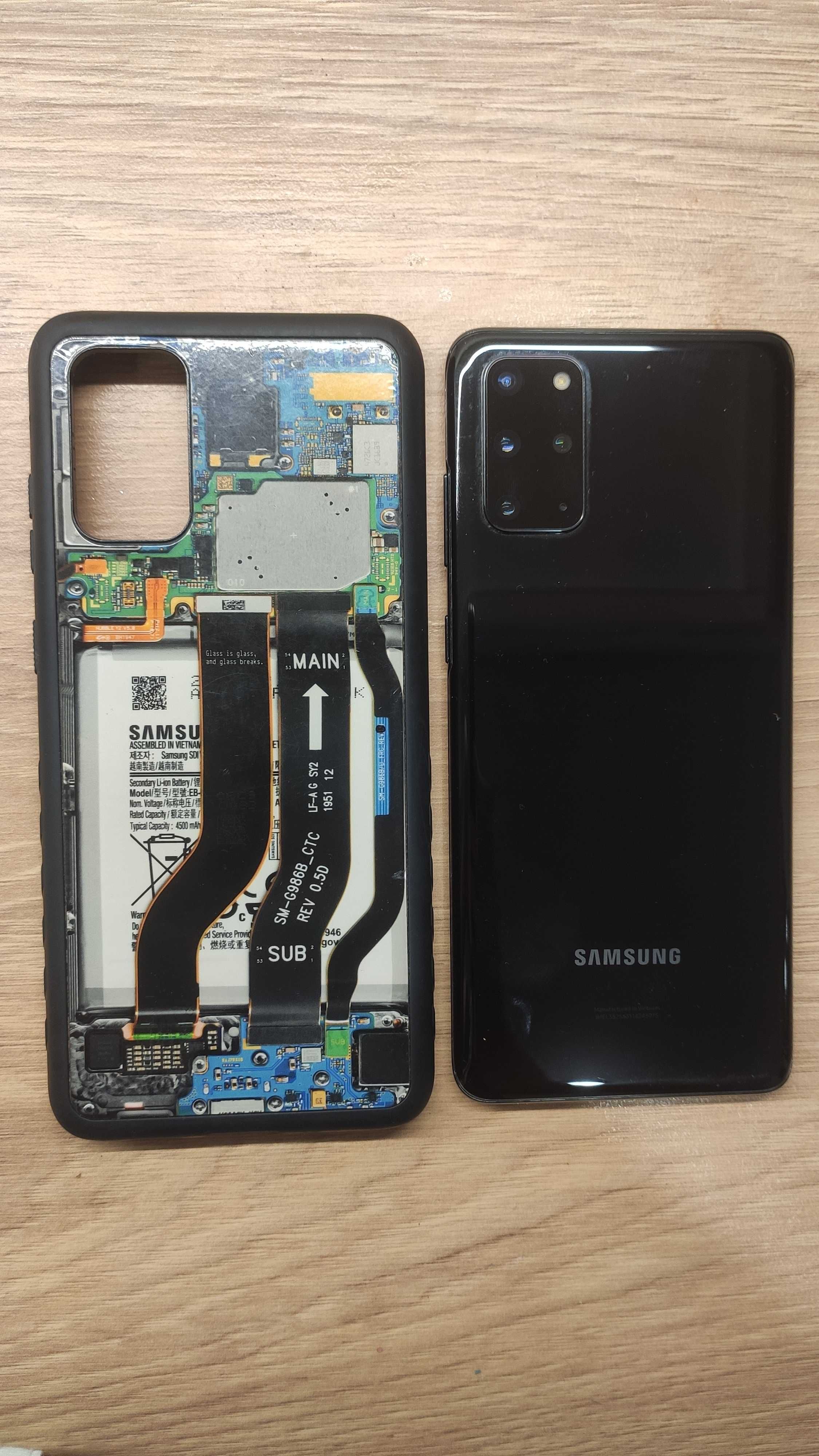 Samsung S20+ на 512 Гб!!! США на Snapdragon 865 +ОТЛИЧНЫЙ чехол DBrand