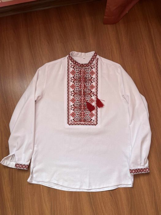 Вишиванка на підлітка