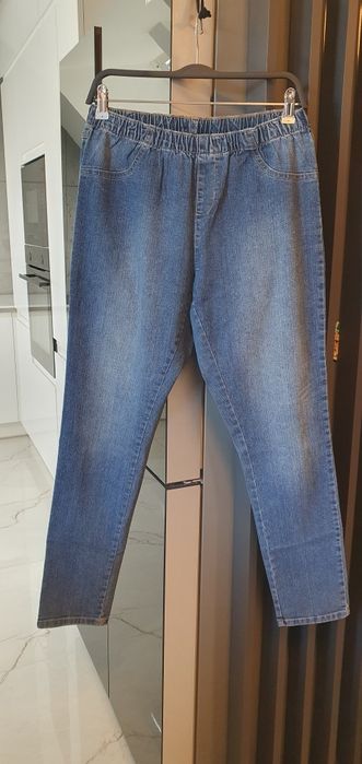 Spodnie jeansowe 42