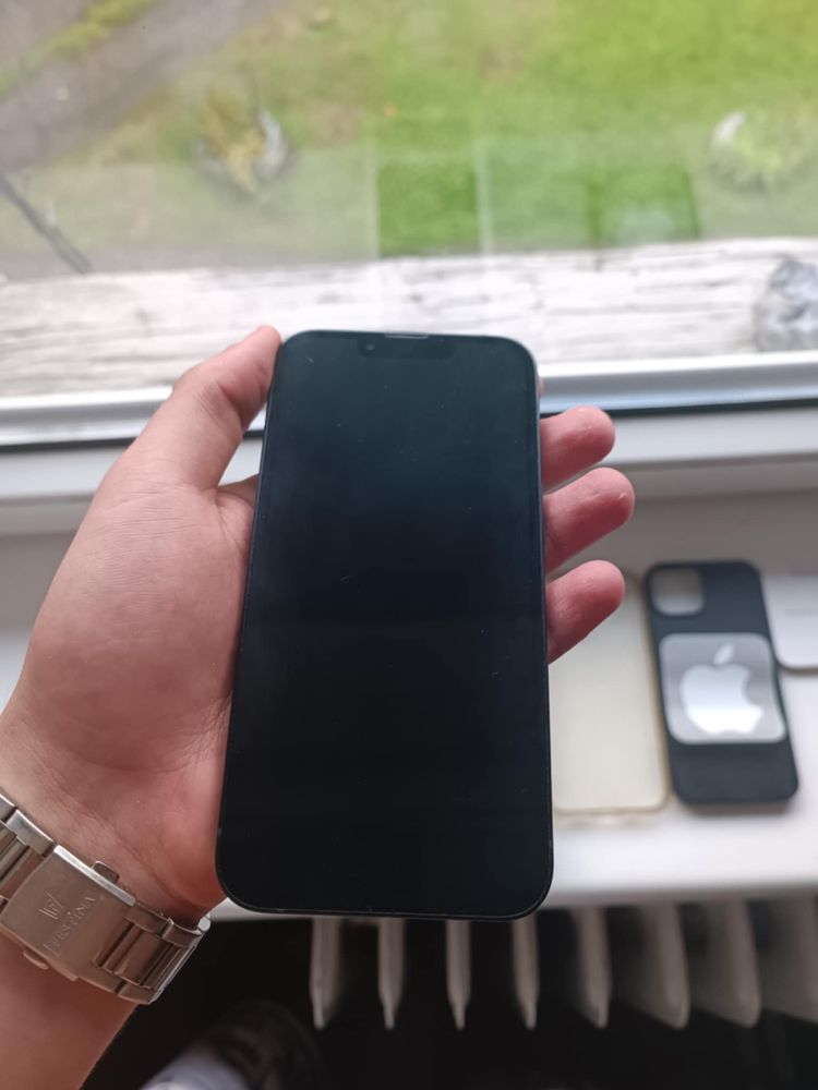 Iphone 13 128GB :)